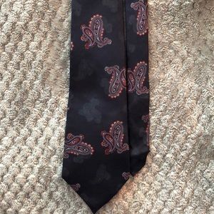 Designer men’s tie